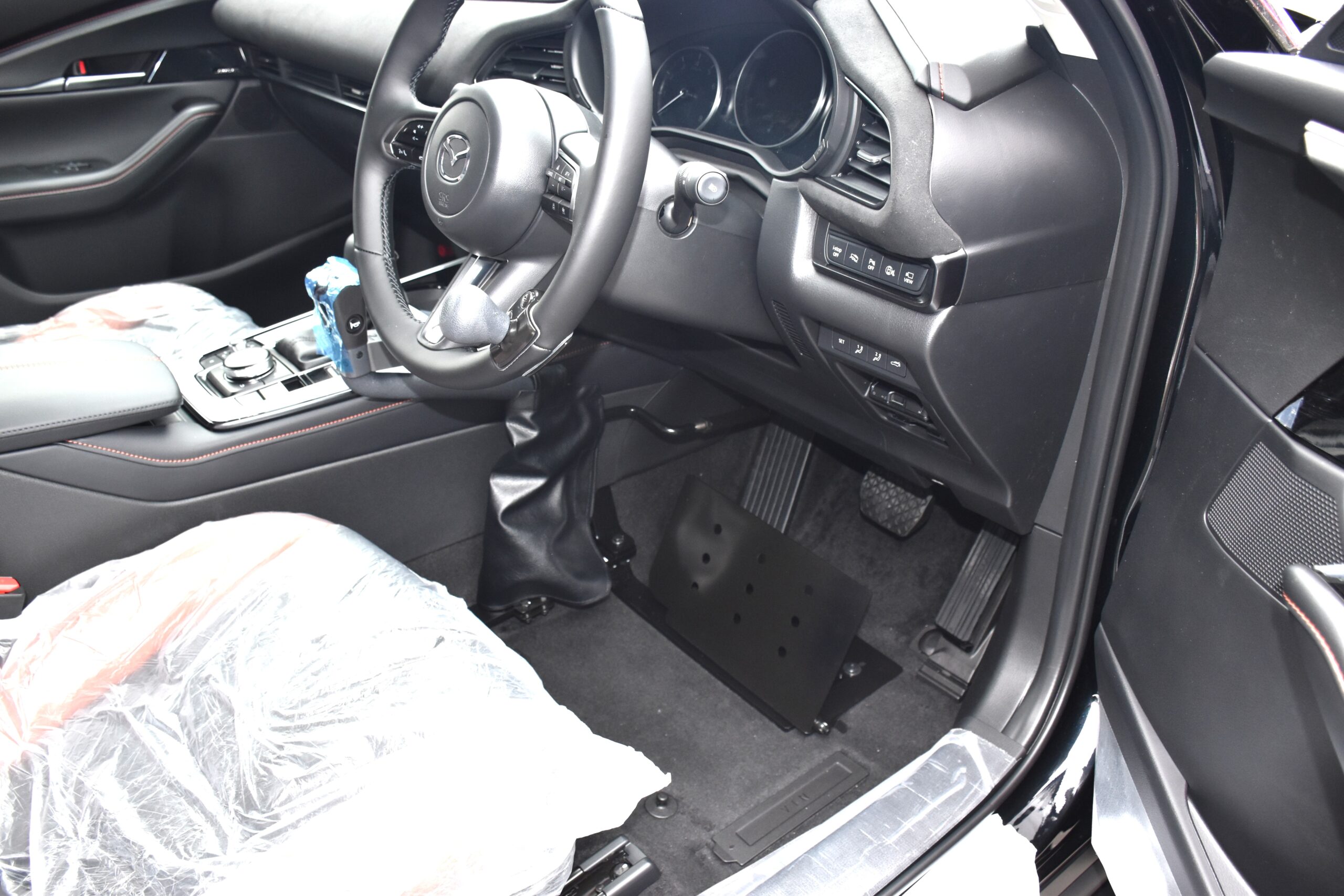 MAZDA CX－30 手動運転装置 取付 - ウェルビー広島株式会社