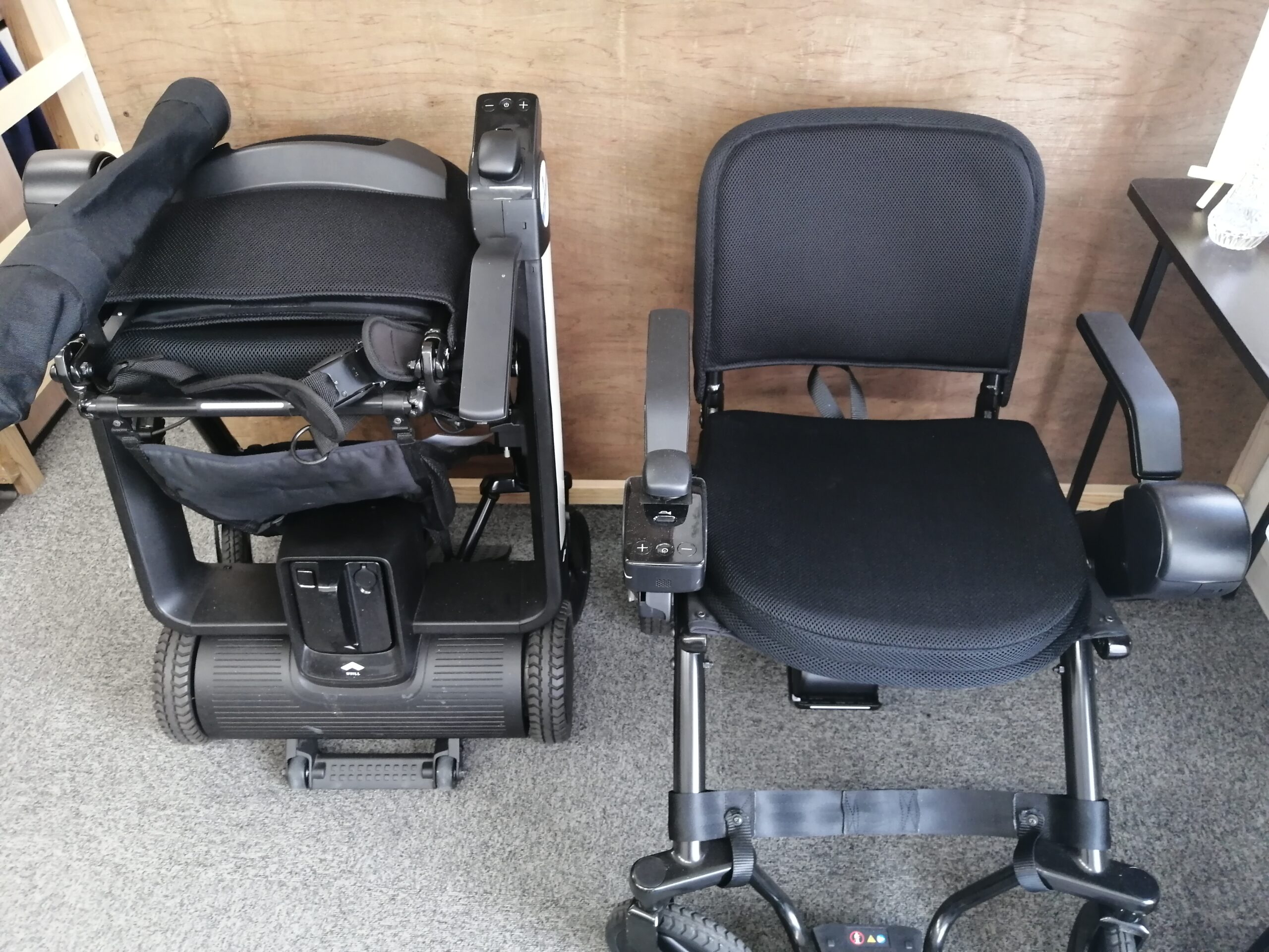 次世代電動車いす「WHILL」中古品取り扱い - ウェルビー広島株式会社