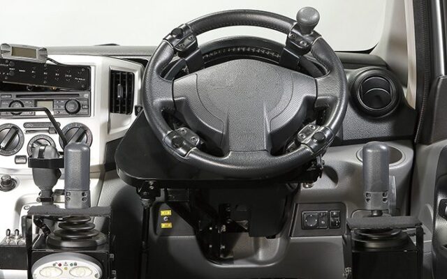 ジョイ・カー（ジョイスティック運転装置）